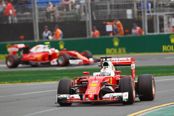 Sebastian Vettel, Ferrari SF16-H and Kimi Raikkonen, Ferrari SF16-H