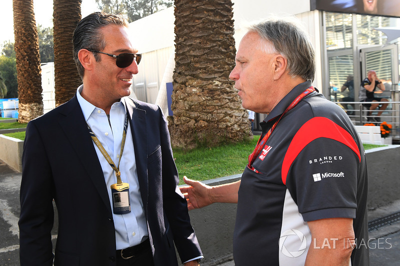Карлос Слим-младший и владелец Haas F1 Team Джин Хаас