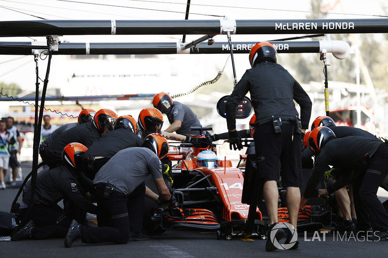 Fernando Alonso, McLaren MCL32