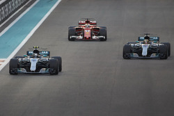 Valtteri Bottas, Mercedes AMG F1 W08, Lewis Hamilton, Mercedes AMG F1 W08, Sebastian Vettel, Ferrari