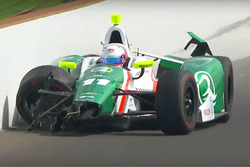 Crash: Spencer Pigot, Juncos Racing, Chevrolet (Screenshot)