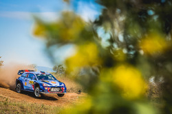 Тьєррі Ньовілль, Ніколя Жільсуль, Hyundai i20 WRC, Hyundai Motorsport