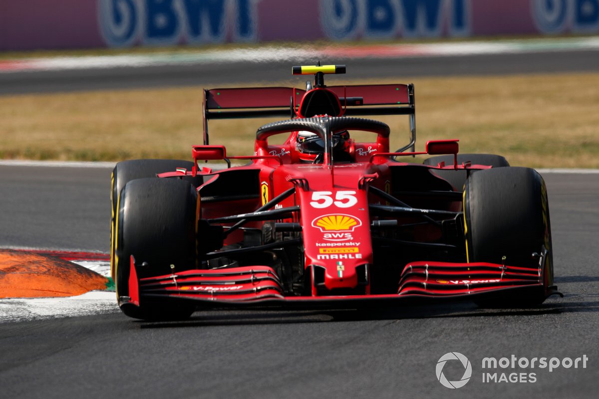 P6 Carlos Sainz Jr., Ferrari SF21