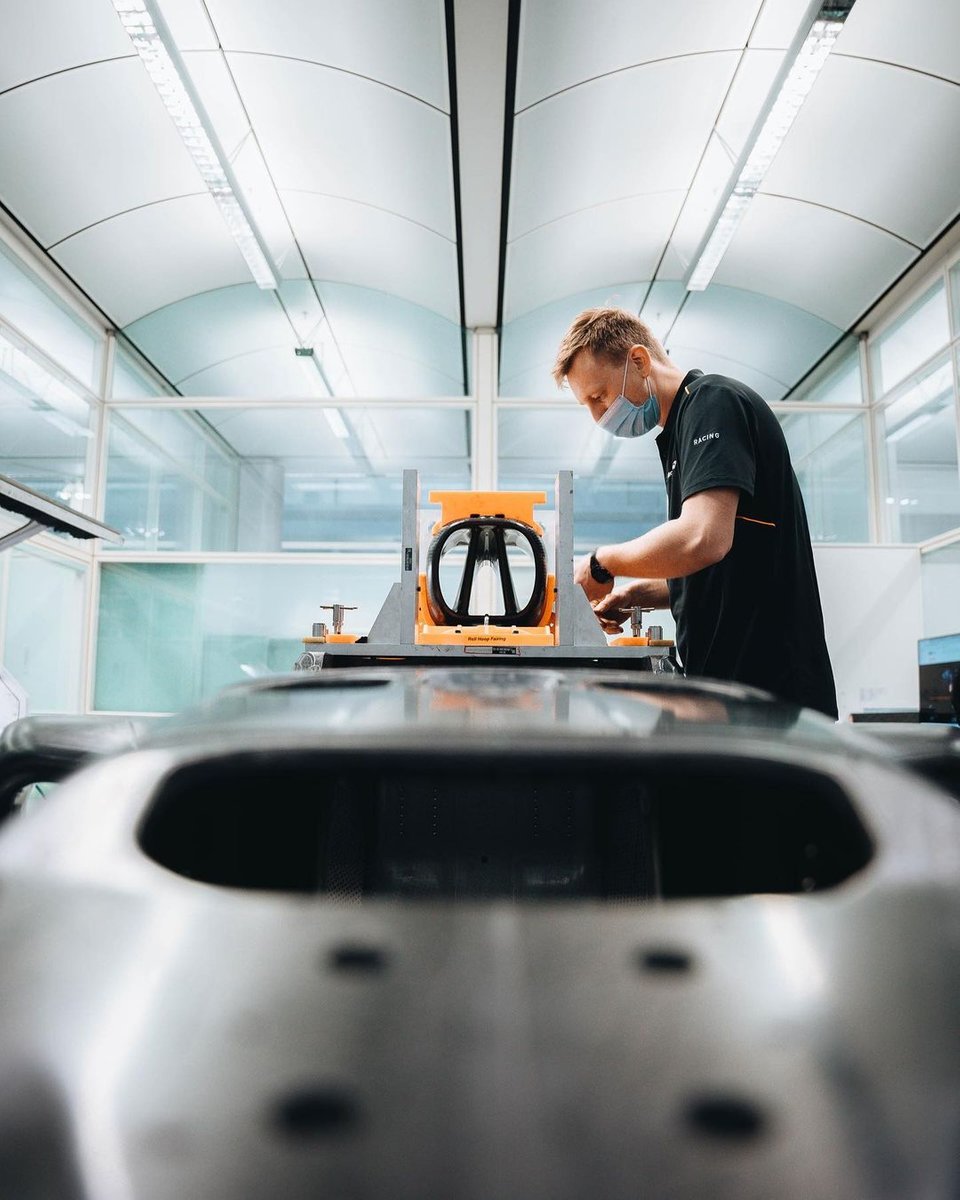Первое изображение MCL36