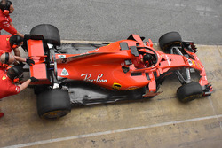 Ferrari SF71H з дзеркалом на Halo
