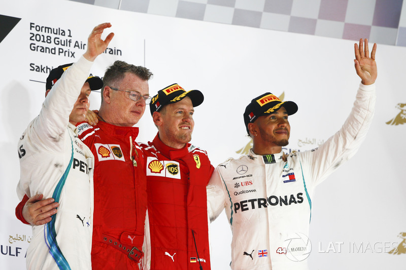 Podyum: 2. Valtteri Bottas, Mercedes-AMG F1, yarış galibi Sebastian Vettel, Ferrari, 3. Lewis Hamilton, Mercedes-AMG F1