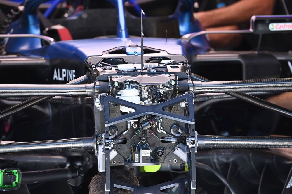 Alpine A523 detalle del panel frontal de dirección