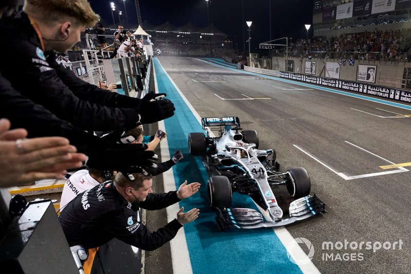 Льюис Хэмилтон, Mercedes AMG F1 W10