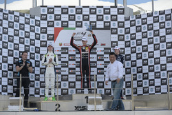 Подіум: переможець Чарльза Веерта, Dragon Motopark F4, друге місце Давід Шумахер, Rasgaira Motorspor