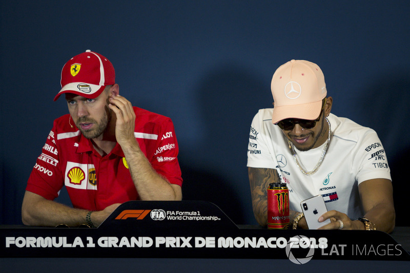 Sebastian Vettel, Ferrari e Lewis Hamilton, Mercedes-AMG F1, nella conferenza stampa