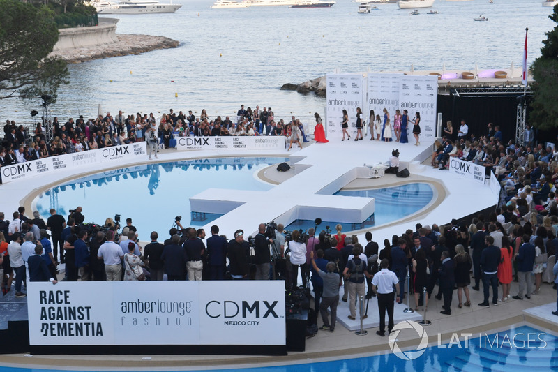 Aspectos del Amber Lounge Fasion Show
