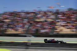Fernando Alonso, McLaren MP4-31 en la pista