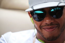 Lewis Hamilton, Mercedes AMG F1, tijdens de rijdersparade