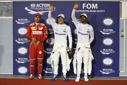 Polesitter Valtteri Bottas, Mercedes AMG F1; 2. Lewis Hamilton, Mercedes AMG F1; 3. Sebastian Vettel