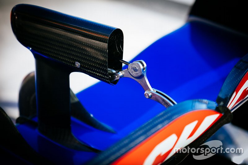 Система DRS на болиде Toro Rosso