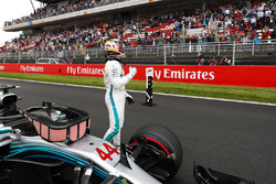Обладатель поула Льюис Хэмилтон, Mercedes AMG F1 W09