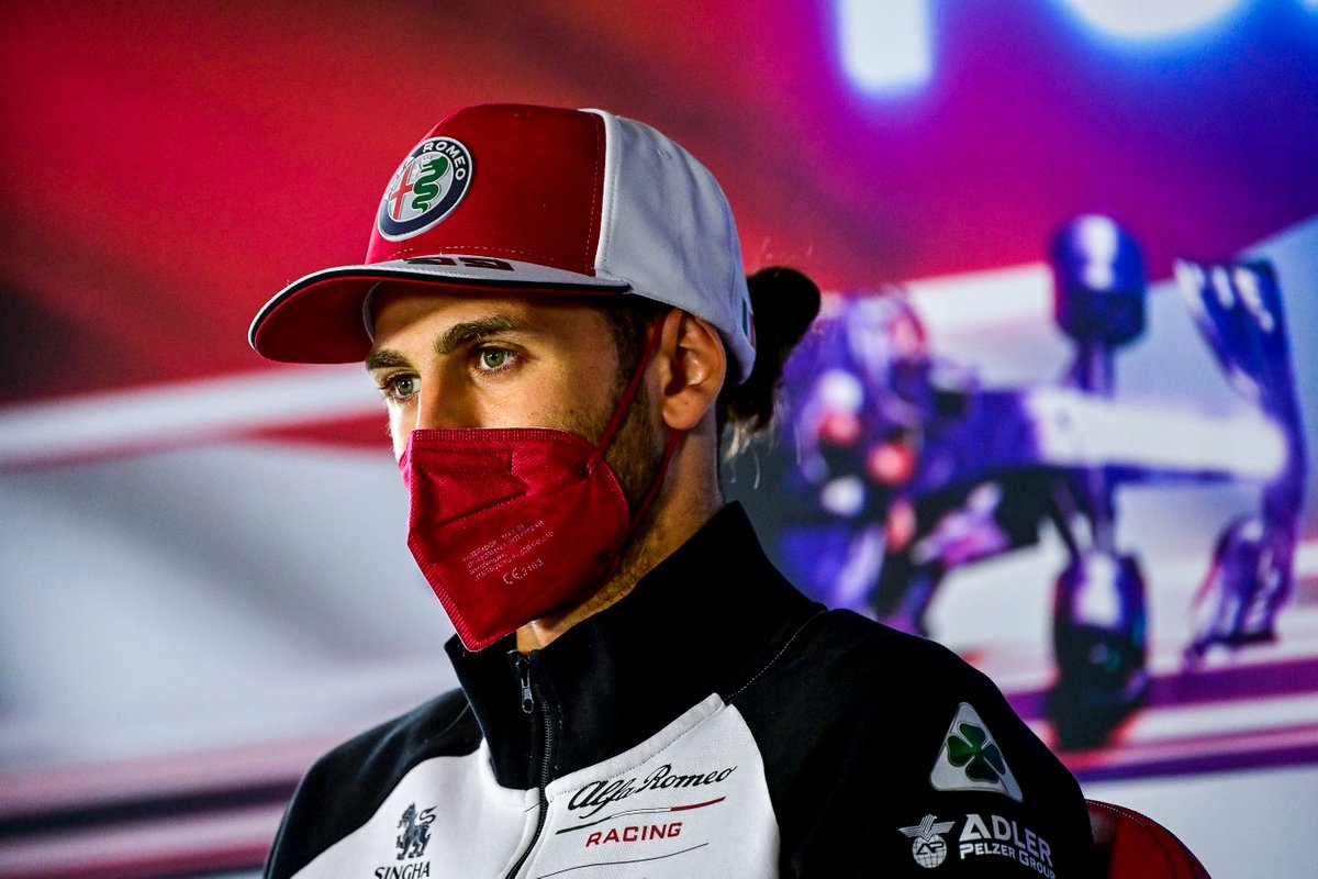 Antonio Giovinazzi, Alfa Romeo Racing dalam jumpa pers F1 GP Belanda.