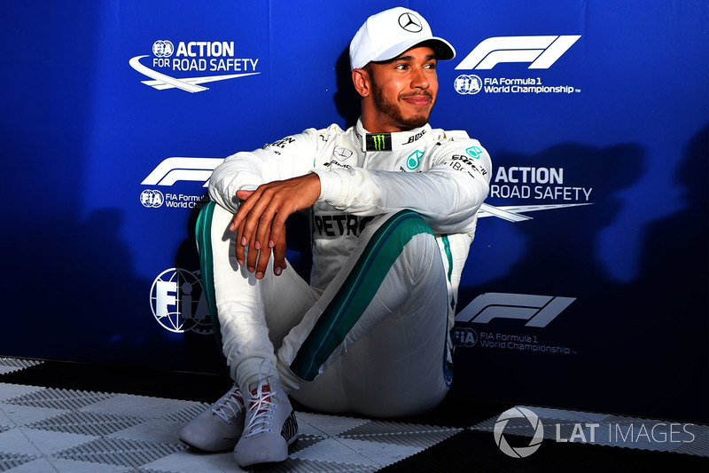 Pole pozisyonu sahibi Lewis Hamilton, Mercedes-AMG F1
