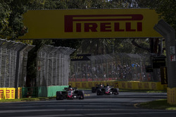 Кевін Магнуссен, Haas F1 Team VF-18 Ferrari, Ромен Грожан, Haas F1 Team VF-18 Ferrari