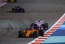 Фернандо Алонсо, McLaren MCL33 Renault, Естеан Окон Force India VJM11 Mercedes, Брендон Хартліy, Tor