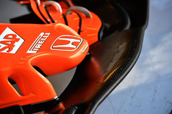 Ніс McLaren MCL32