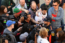 Daniel Ricciardo, Red Bull Racing con Jonathan Noble, Motorsport.com Editor