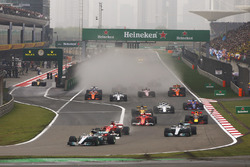Action beim Start zum GP China in Shanghai