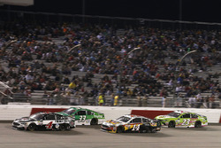 Kevin Harvick, Stewart-Haas Racing Ford, Clint Bowyer, Stewart-Haas Racing Ford