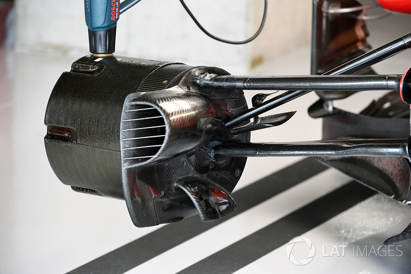 Ferrari SF70H ön fren kanalı