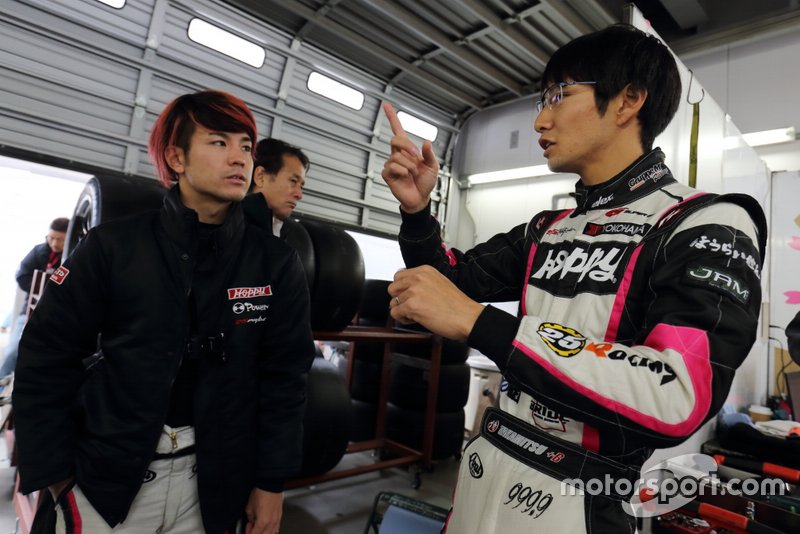 #25 HOPPY 86 MC(松井孝允/佐藤公哉)