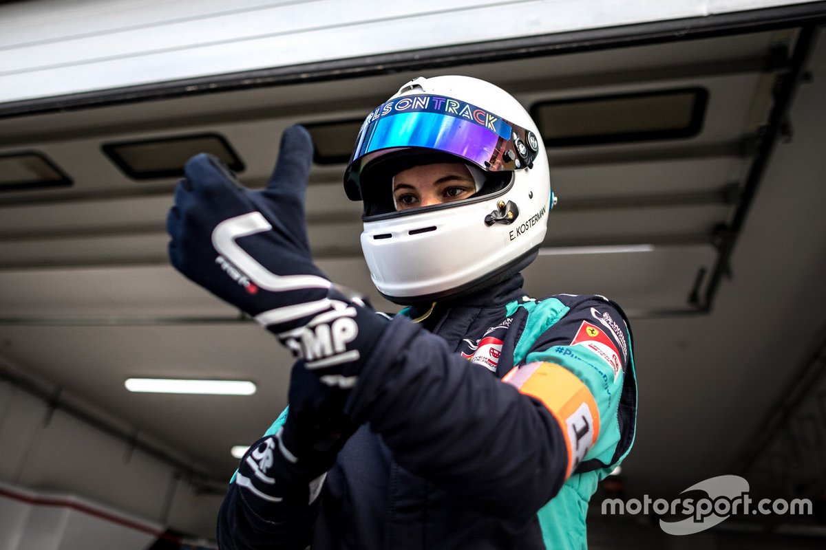 FIA Girls on Track Rising Stars participant