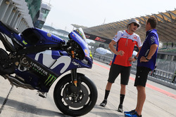 Джек Міллер, Pramac Racing, біля мотоцикла Yamaha