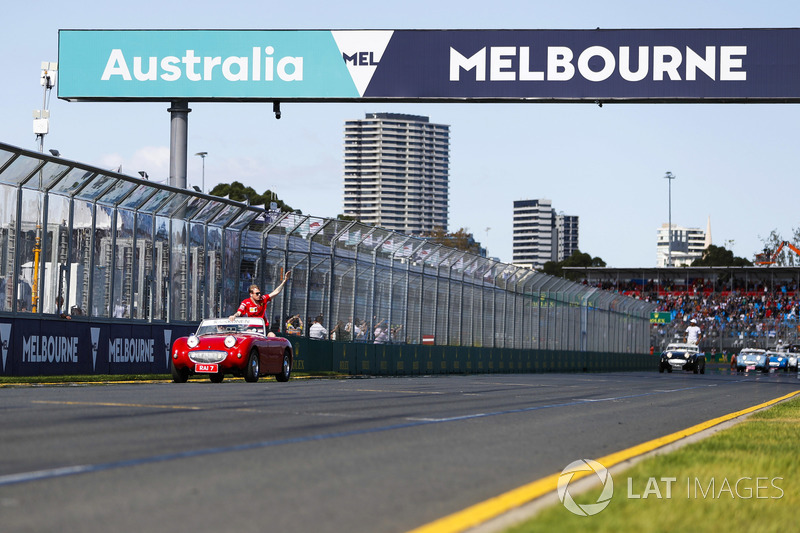Kimi Raikkonen, Ferrari, pilotlar geçit töreninde