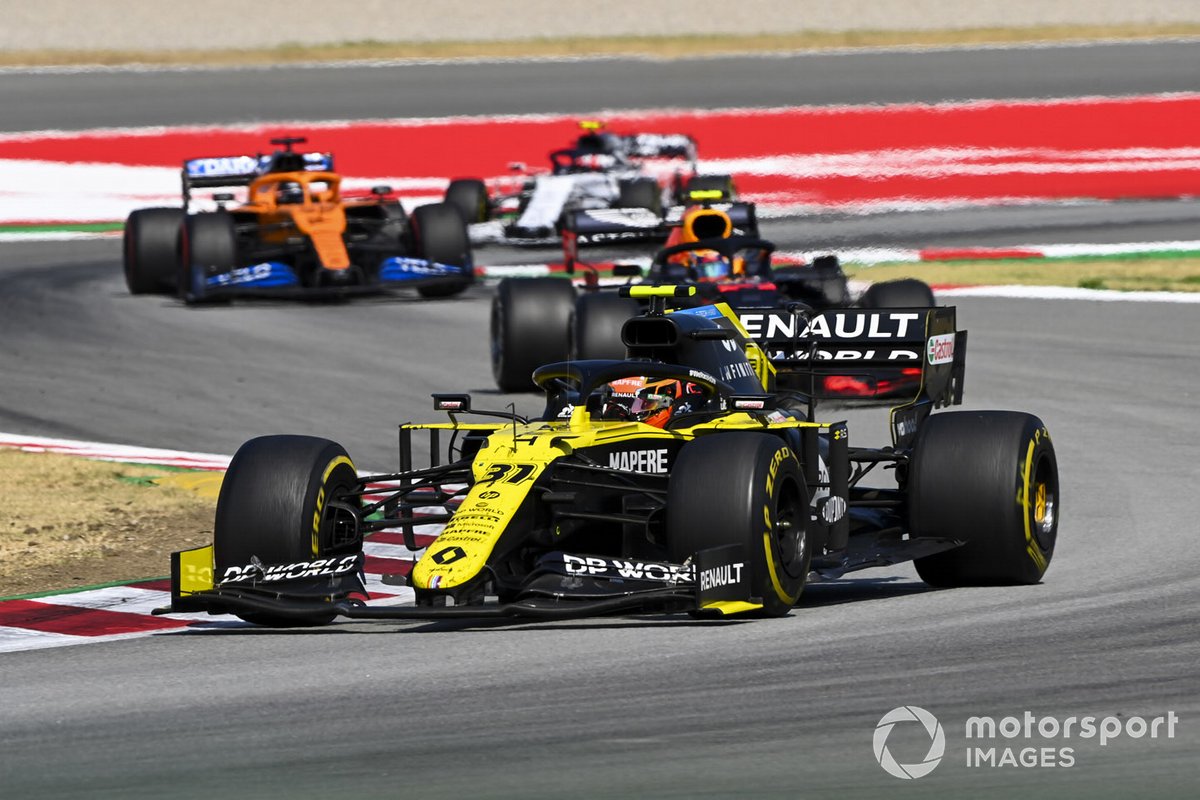 Esteban Ocon, Renault F1 Team R.S.20, Alex Albon, Red Bull Racing RB16, Carlos Sainz Jr., McLaren MCL35, Pierre Gasly, AlphaTauri AT01