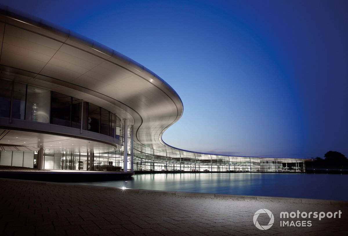 Le McLaren Technology Centre de Woking