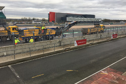 Silverstone pisti yenileme çalışmaları