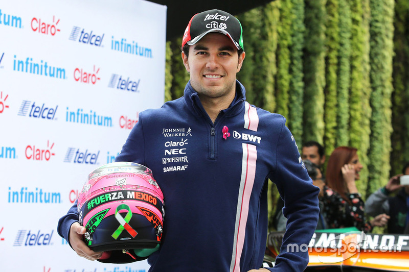 Sergio Pérez, Sahara Force India F1 con su nuevo casco
