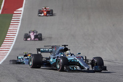 Льюіс Хемілтон, Валттері Боттас, Mercedes AMG F1 W08