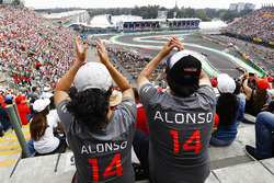 Alonso fans watch the formation lap