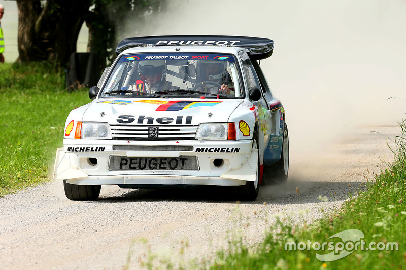 Peugeot 205T16
