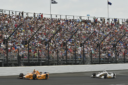 Фернандо Алонсо, Andretti Autosport Honda, Еліо Кастроневес, Team Penske Chevrolet