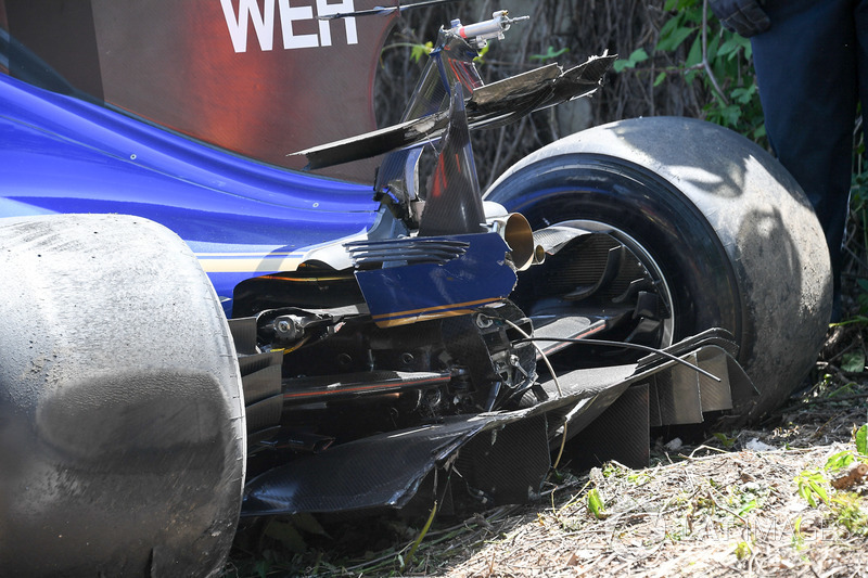 Kazalı araç, Pascal Wehrlein, Sauber C36