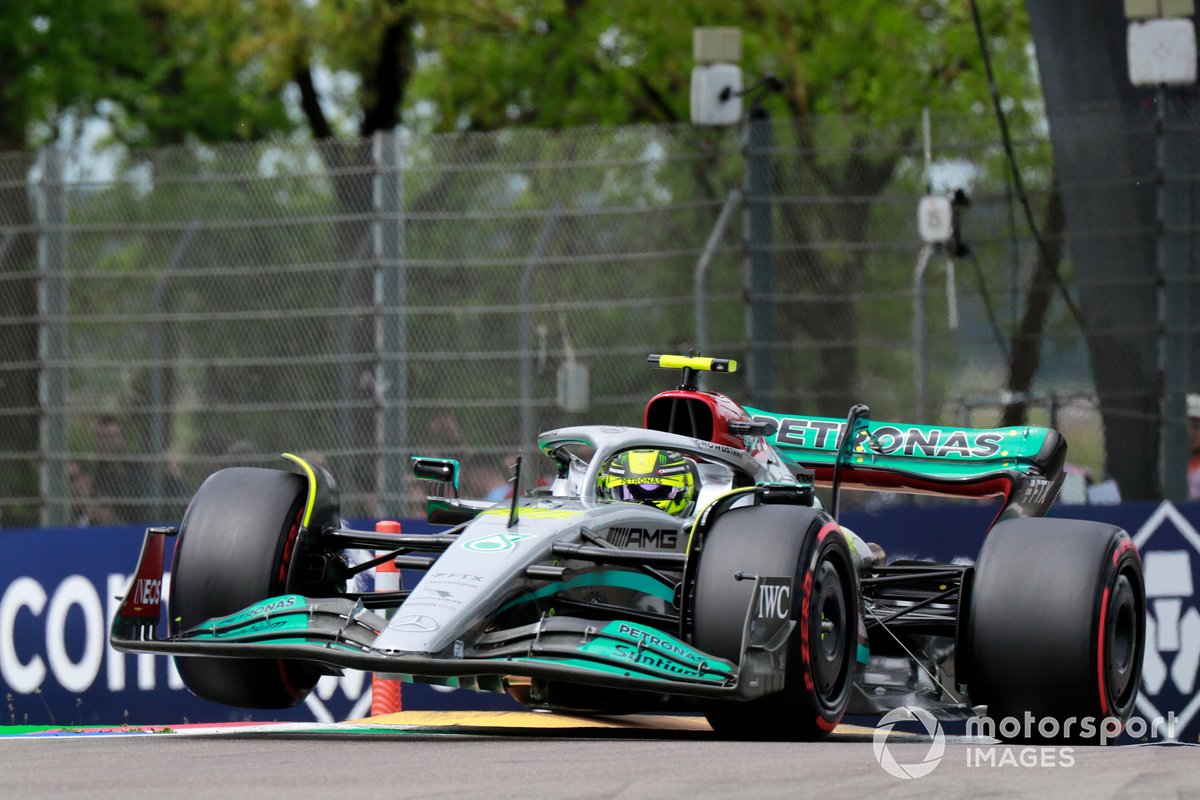 Lewis Hamilton, Mercedes W13