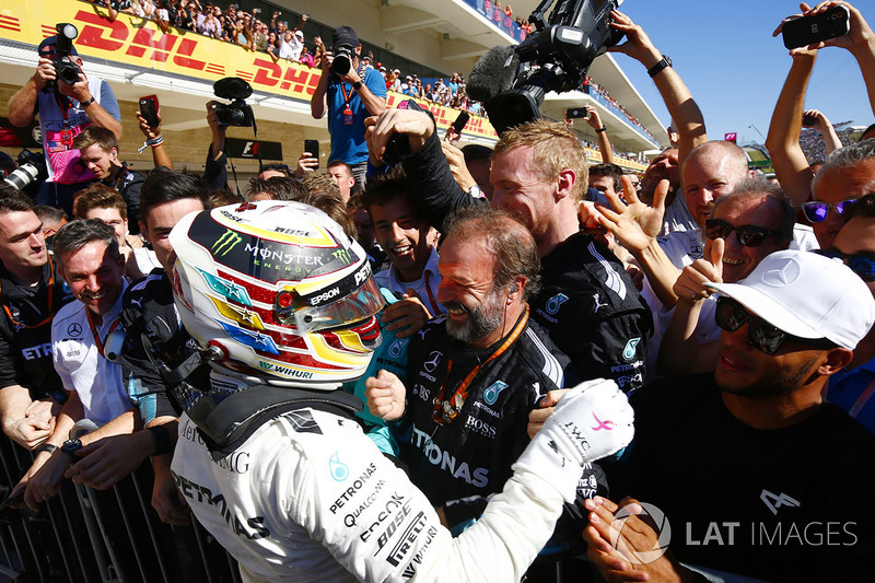 Переможець Льюіс Хемілтон, Mercedes AMG F1