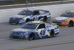 Jimmie Johnson, Hendrick Motorsports Chevrolet, Danica Patrick, Stewart-Haas Racing Ford