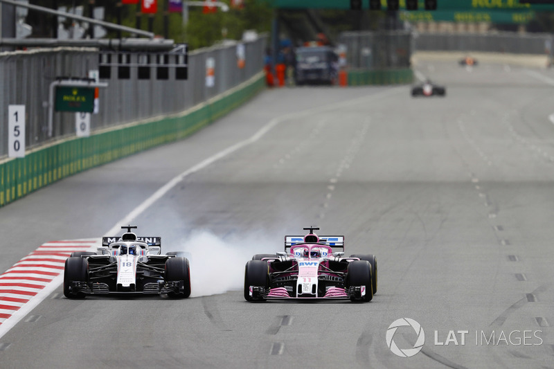 Lance Stroll, Williams FW41 Mercedes y Sergio Perez, Force India VJM11 Mercedes