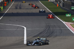 Валттері Боттас, Mercedes AMG F1 W09, Себастьян Феттель, Ferrari SF71H, Льюіс Хемілтон, Mercedes AMG