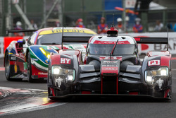 #8 Audi Sport Team Joest Audi R18 e-tron quattro: Lucas di Grassi, Loic Duval, Oliver Jarvis