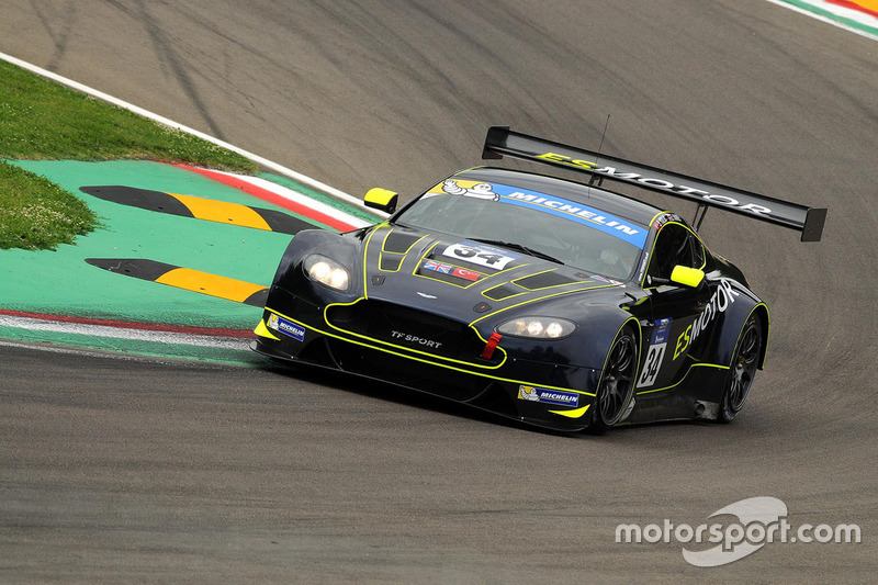 #34 TF Sport Aston Martin V12 Vantage GT3: Salih Yoluc, Euan Hankey