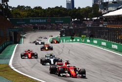Себастьян Феттель, Ferrari SF70H, Валттері Боттас, Mercedes AMG F1 W08, Кімі Райкконен, Ferrari SF70